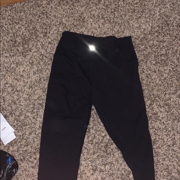 Lululemon leggings - Picture 1 of 3